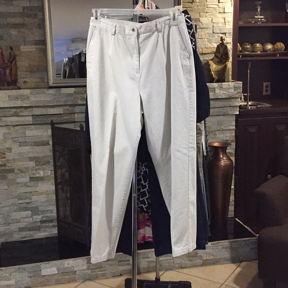 L.L. Bean Pants - LL Bean 14/30 Pants good condition
